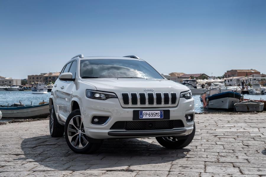  Jeep Cherokee Overland (KL) 2018 года  (WW) (фото 15 из 58)